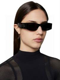 Picture of Palm Angels Sunglasses _SKUfw66066842fw
